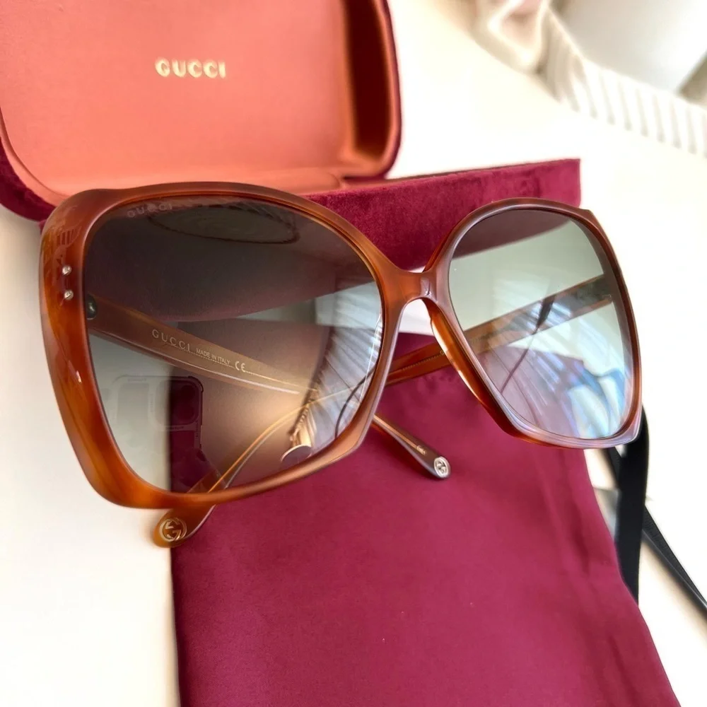 Gucci Havana Brown / Green Butterfly Shape Sunglasses